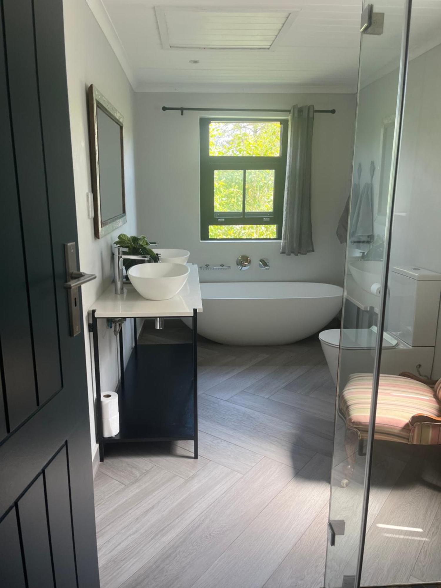 Comfortable Room With Large En Suite Bathroom 프란쉬후크 외부 사진